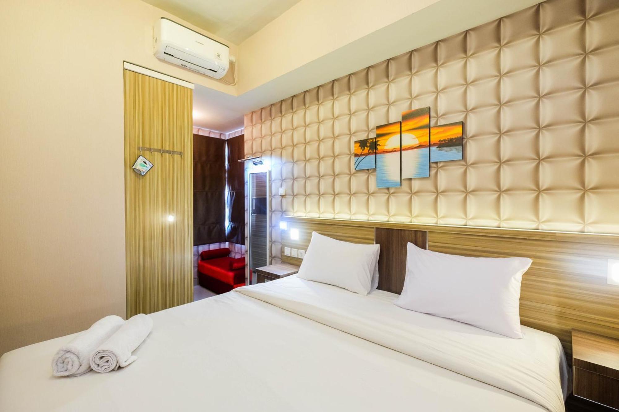 Cozy 1br With Workspace At Mustika Golf By Travelio Bekasi