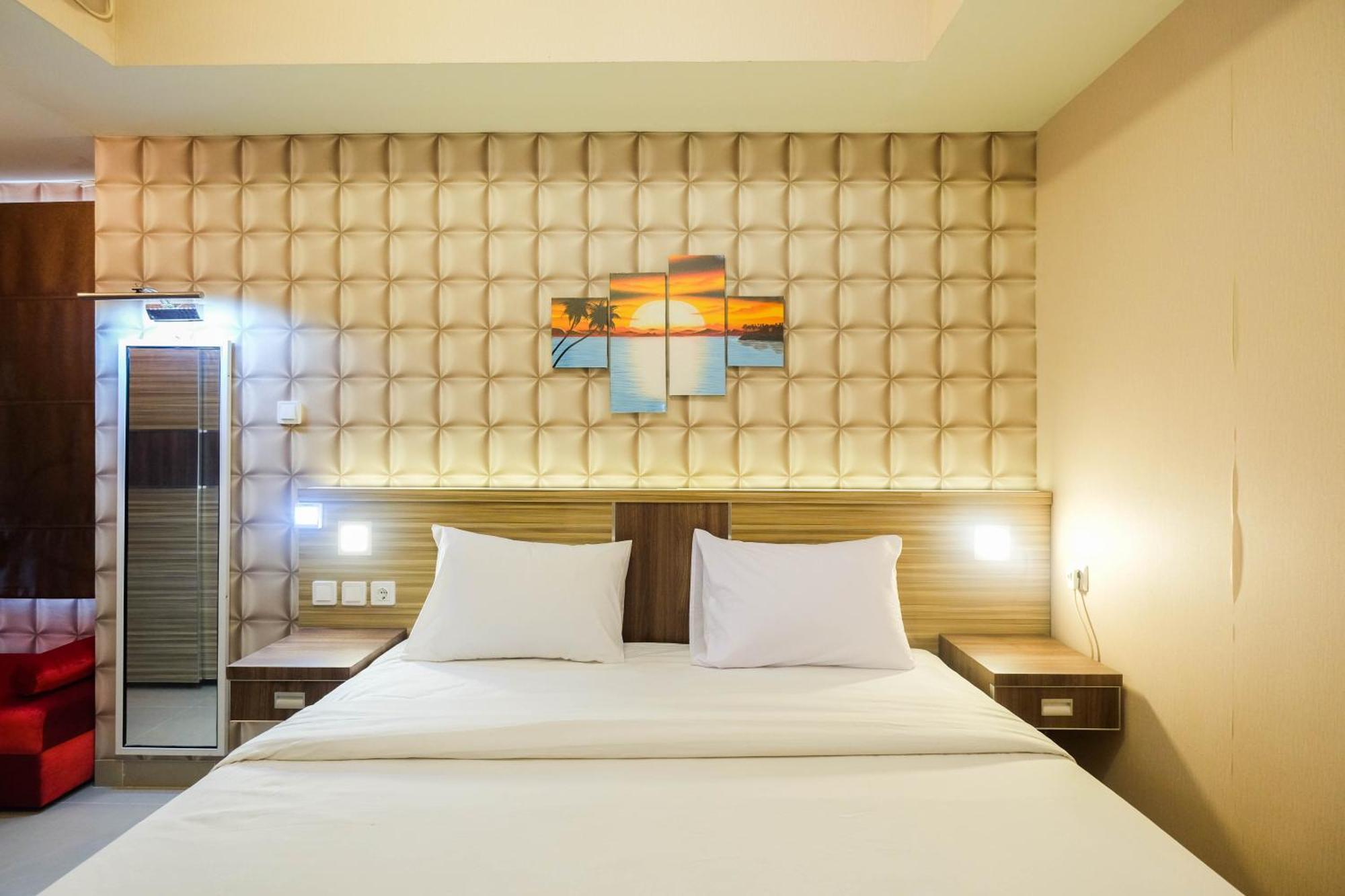 Cozy 1br With Workspace At Mustika Golf By Travelio